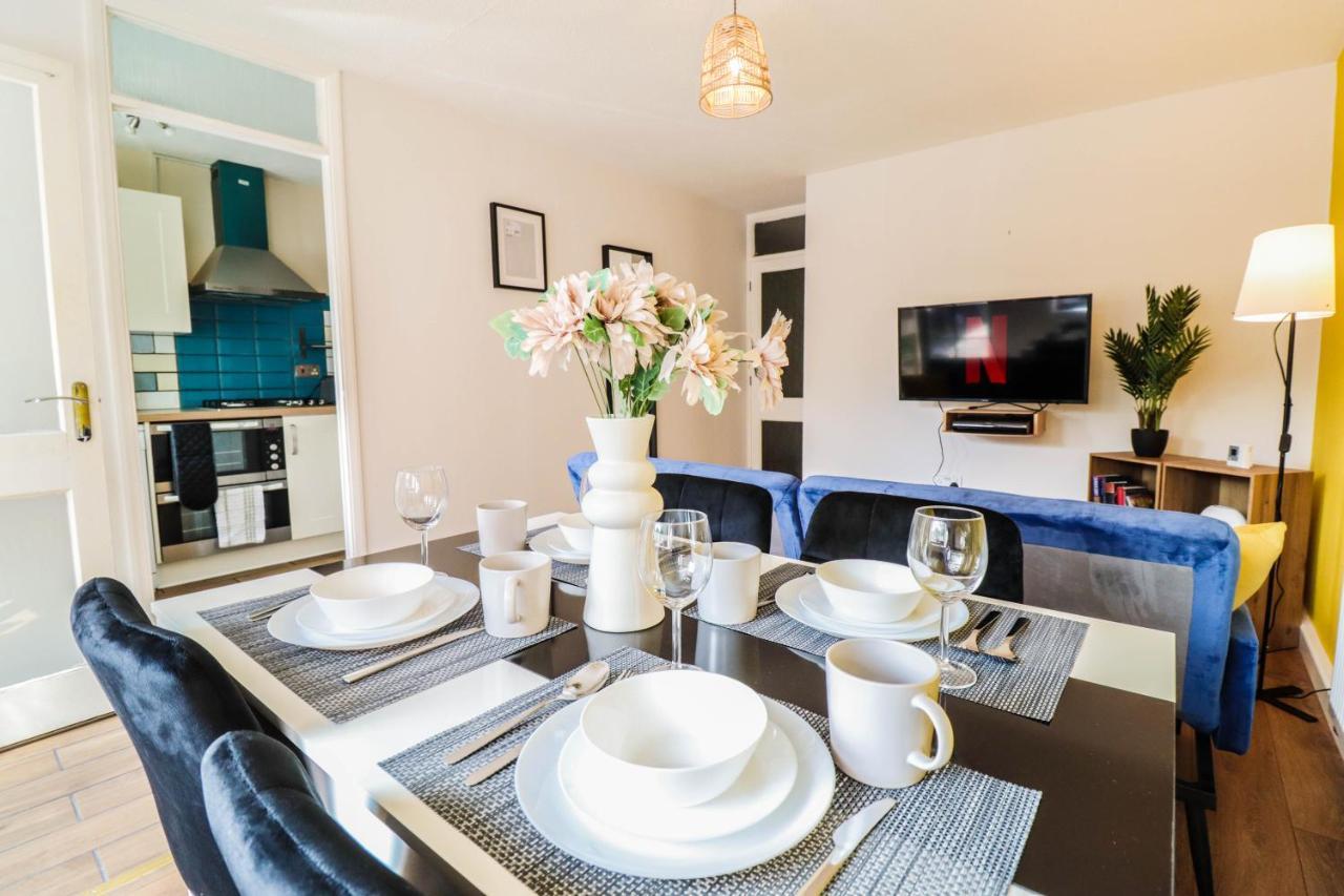 Spacious 1 Bed Flat-Free Parking Ґіллінґдон Екстер'єр фото